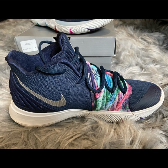 Kyrie 5 multi color metallic silver - Picture 4 of 8